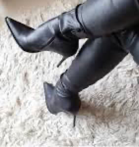 Voix sadique qui te met &agrave; genoux &ndash; Soumission imm&eacute;diate